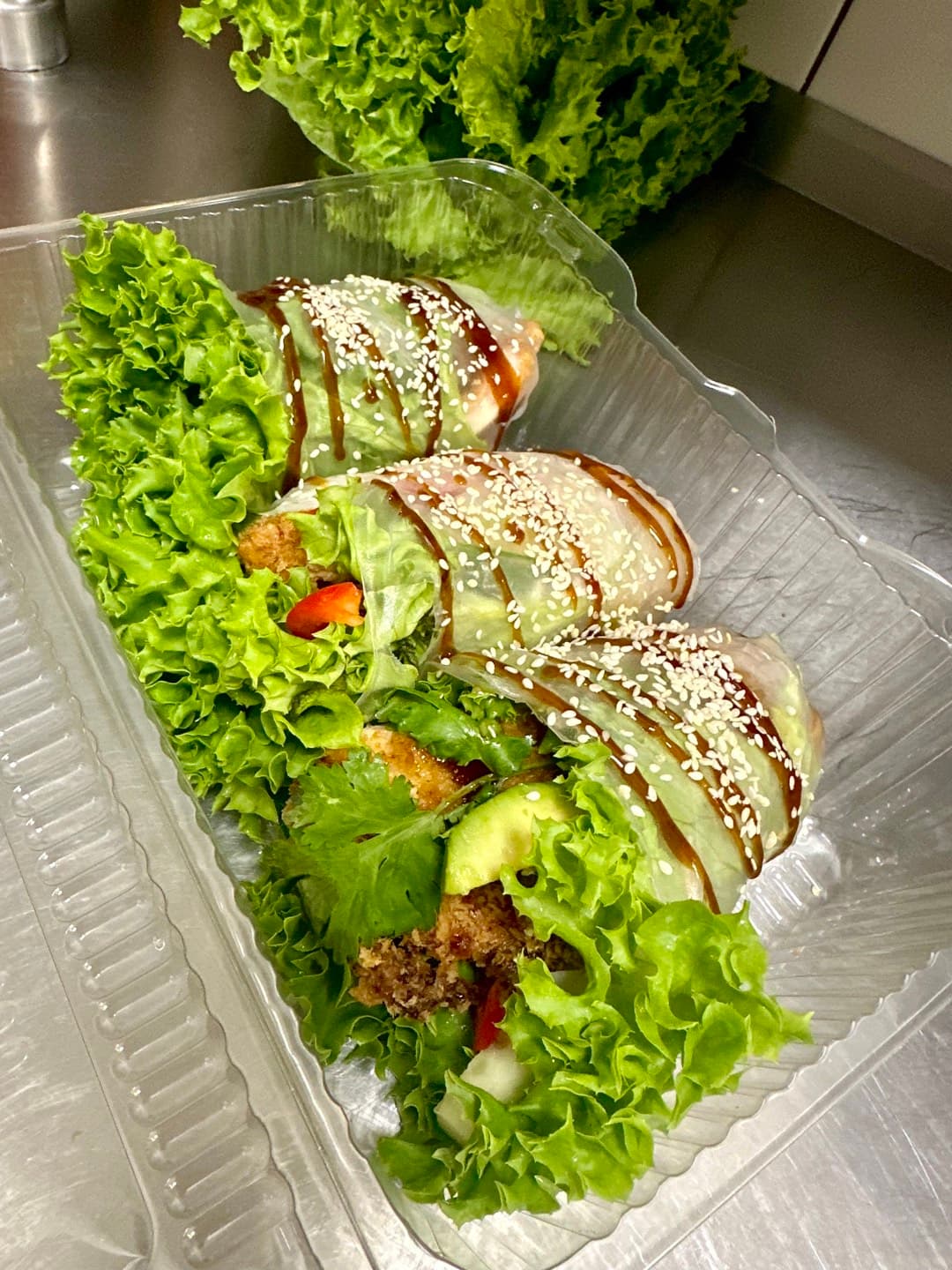 Spring rolls z kurczakiem lub tofu (3 szt.)
